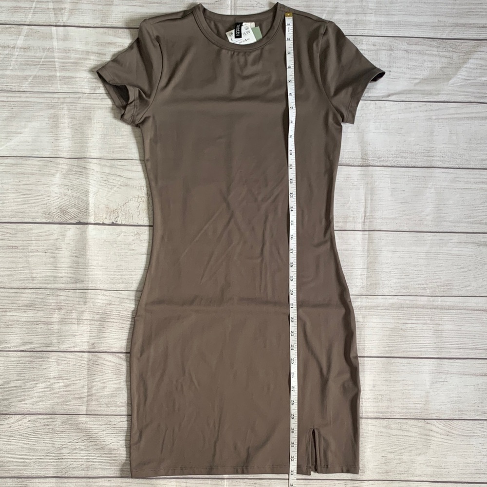 H&M Taupe Brown Short Sleeve T-Shirt Dress NWT - Picture 5 of 8